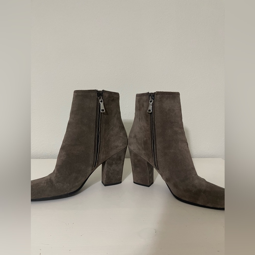 Prada Boots - Picture 4 of 7